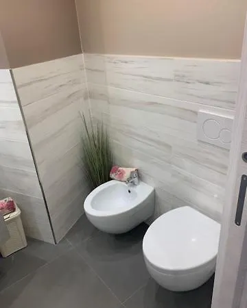 La Scogliera Apartment *