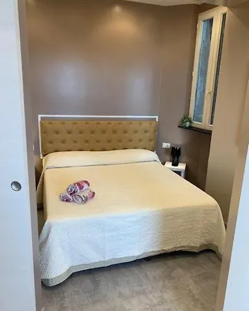 La Scogliera モンテロッソ・アル・マーレ