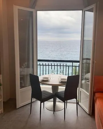 La Scogliera Apartment