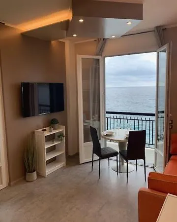 Apartment La Scogliera *